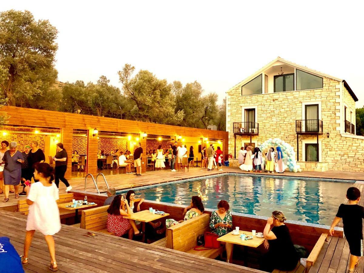Victoria Hotel And Lounge Foca Εξωτερικό φωτογραφία